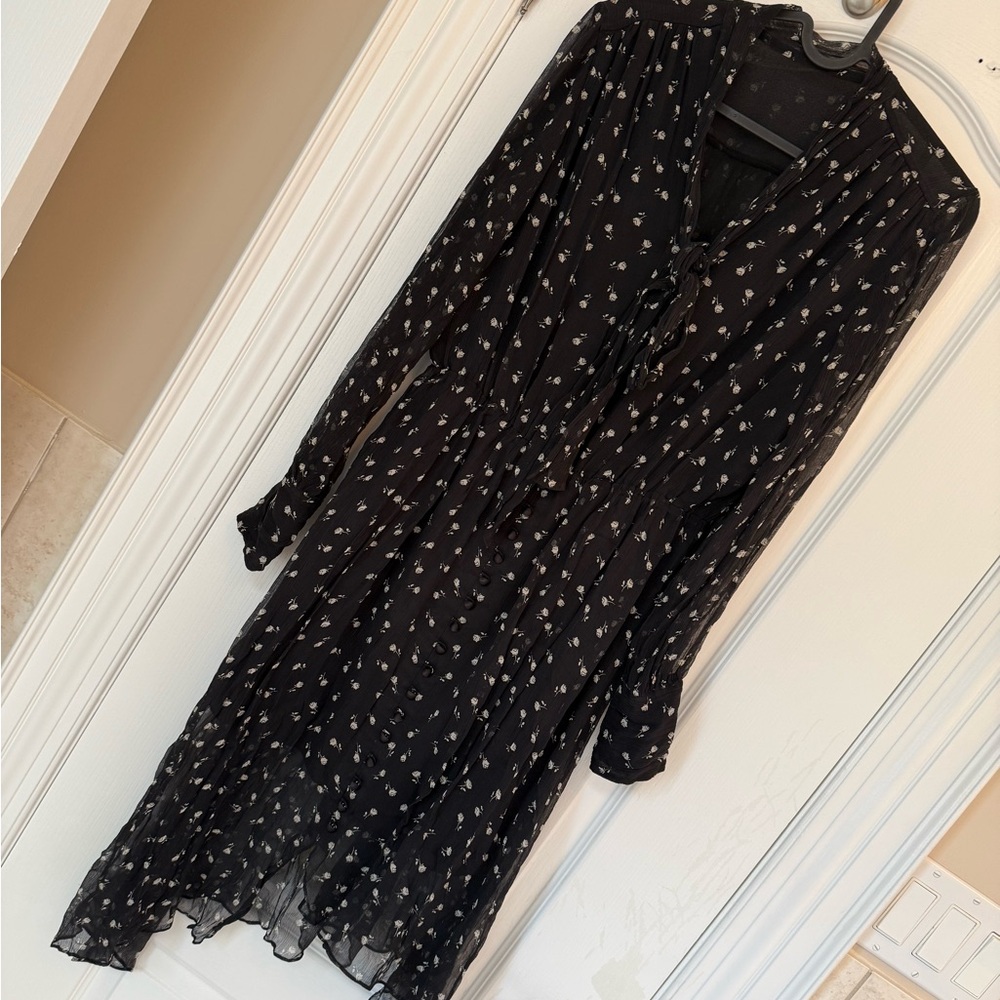 Black and White Ruffled Tiered V-Neck Dress